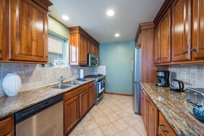 Microwave, oven, stovetop, dishwasher - Steps to Beach: Fire Pit, Surfing & Dunes Access. Perfect for two couples! (Oceano)