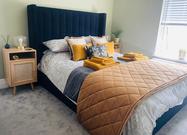 2 habitaciones, tabla de planchar con plancha y wifi gratis