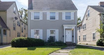 Charming Shaker Heights 2BR, 1BA apartment vintage style and modern comforts.