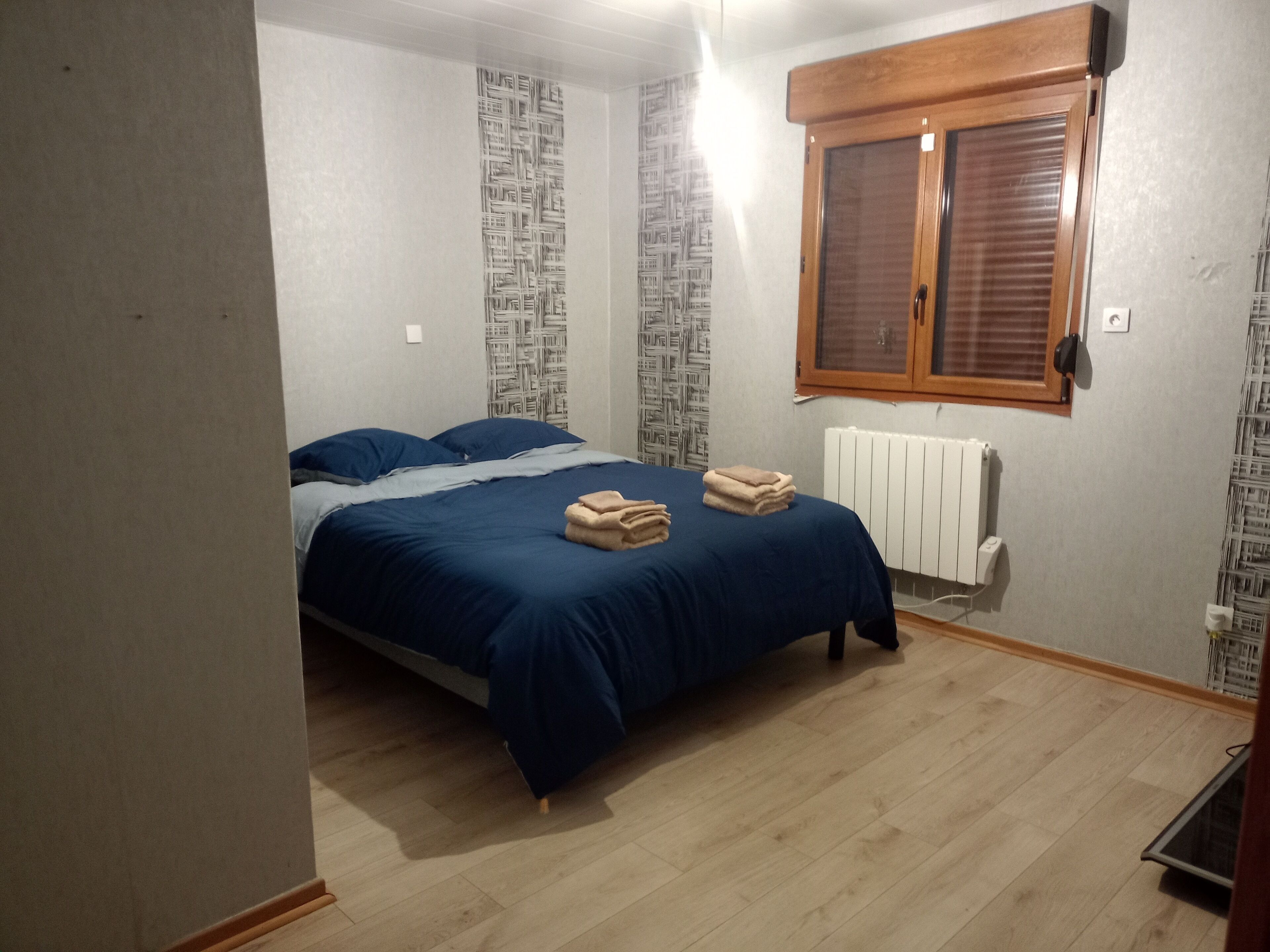 7 chambres, fer et planche à repasser, Wi-Fi gratuit