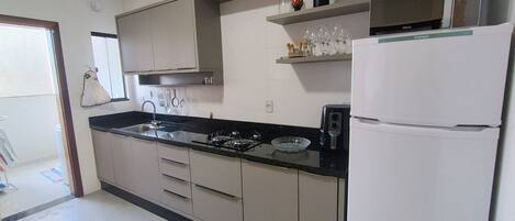 Basic Apartment | Private kitchen