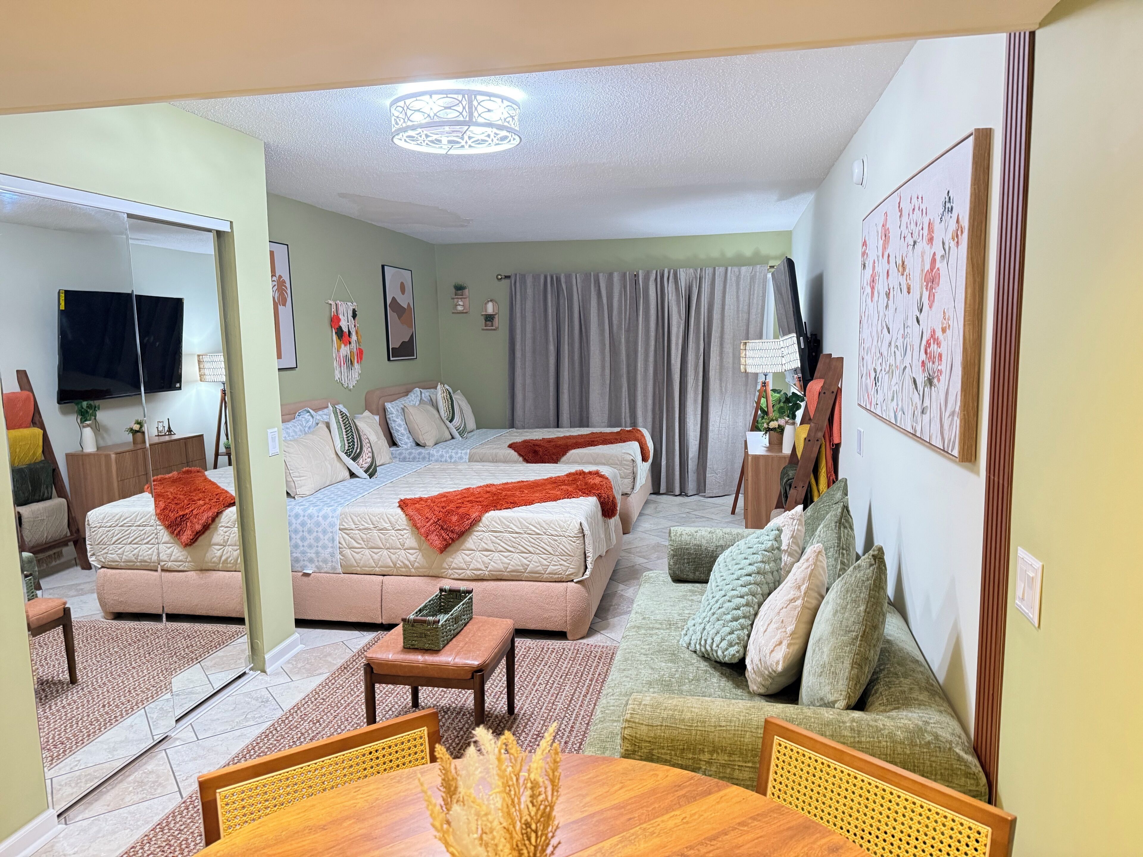 1 bedroom, iron/ironing board, WiFi, bed sheets
