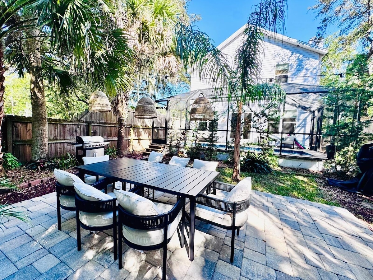 Photo 37 of Heated Pool, Heart of St.Augustine, Huge House Charming Backyard Dining, Dogs Ok