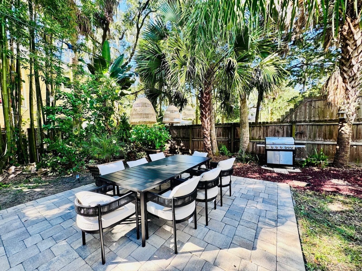 Photo 38 of Heated Pool, Heart of St.Augustine, Huge House Charming Backyard Dining, Dogs Ok