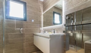 Shower - Villa Marianne - VIGOULET AUZIL (VIGOULET AUZIL)