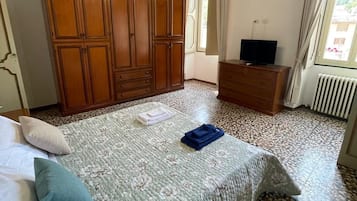 2 Schlafzimmer, Bettwäsche