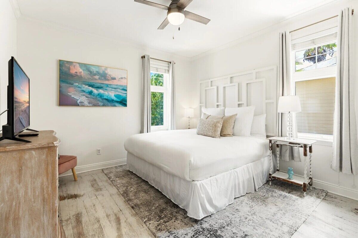 4 bedrooms, iron/ironing board, free WiFi, bed sheets