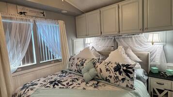 1 多间卧室、熨斗/熨衣板、免费 WiFi、床单