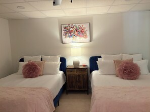Ferros/tábuas de passar roupa, Wi-Fi, roupa de cama