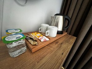 Economy Suite, Balcony, City View | Desk, laptop workspace, blackout drapes, iron/ironing board - Taksim Didriot Hotel (İstanbul)