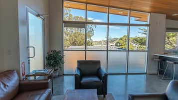 Suíte urbana | Área de estar