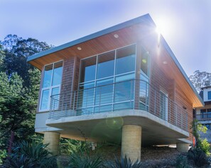 Fachada da propriedade