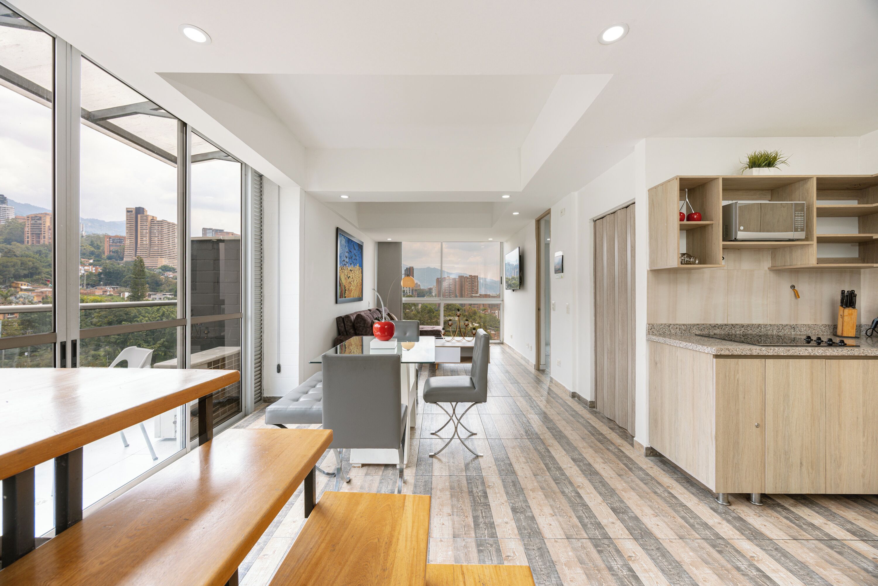 Familien-Maisonette, Balkon, Stadtblick | Wohnbereich