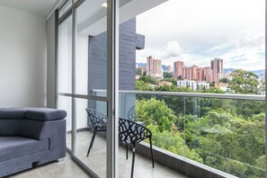 Nhà Duplex, quang cảnh thành phố | Ban công