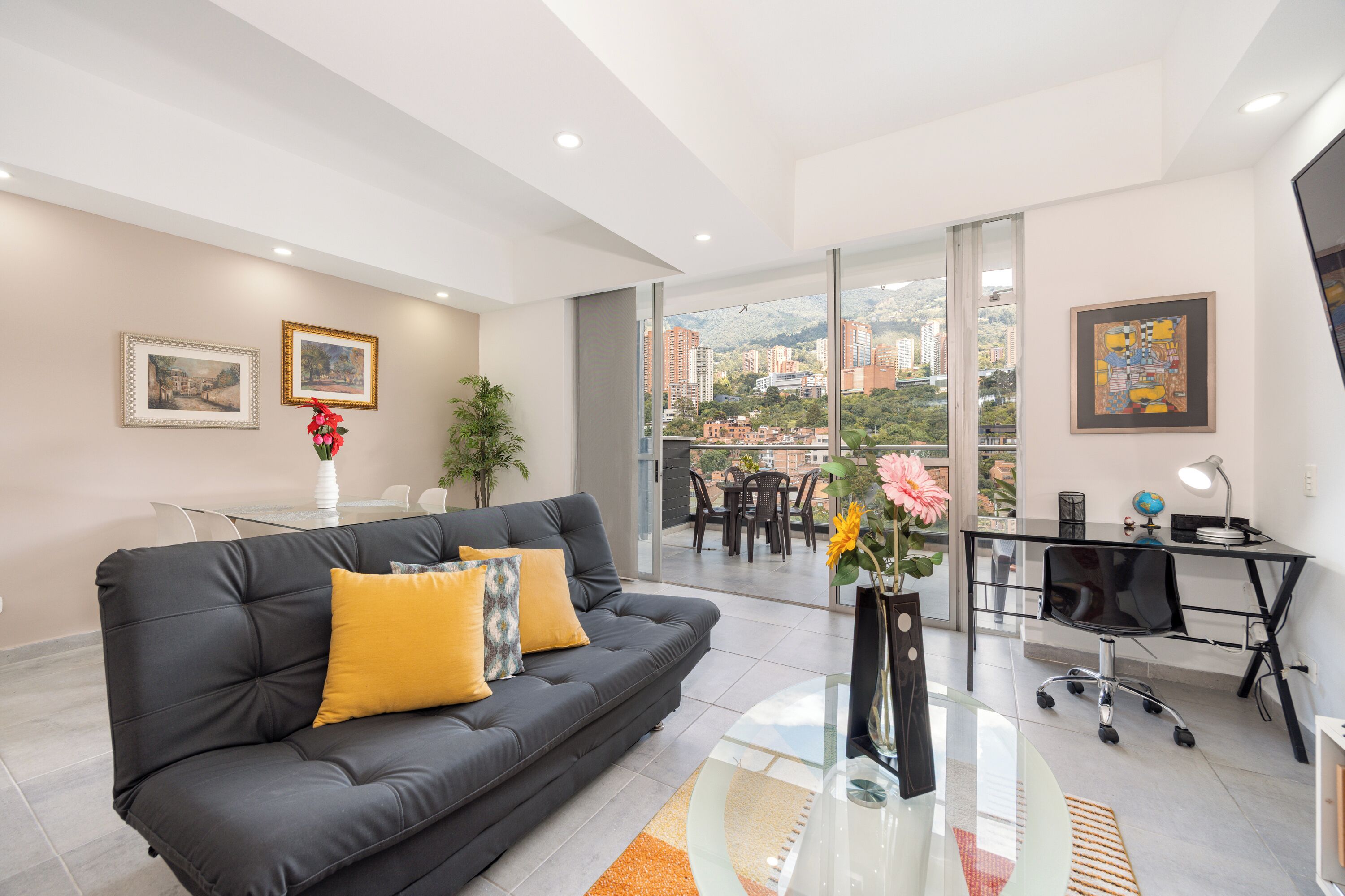 Appartement Duplex Supérieur, balcon, vue ville | Coin séjour