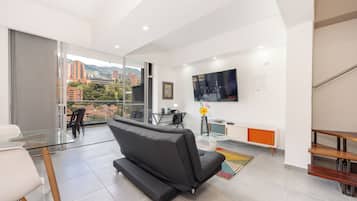 Superior Duplex, Balcony, City View | Living area