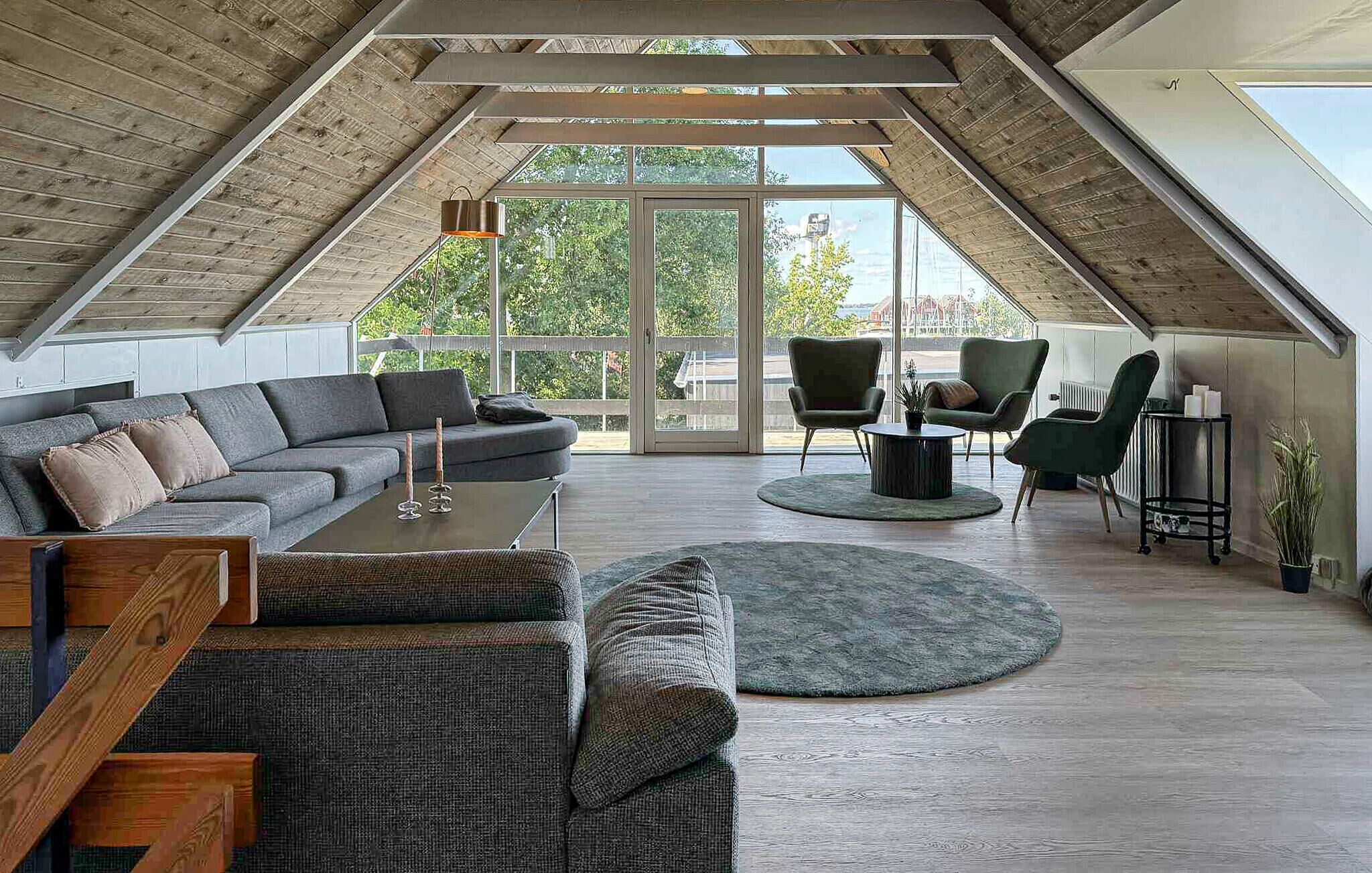 TV connectée, table de tennis de table