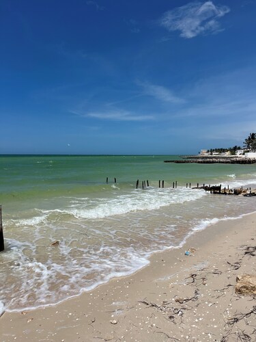 Luxurious Beach House! You don’t have to rough it! New construction in Chelem. 