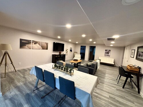 SLC - Peaceful & Spacious 3-Bedroom 1 Bath Bsmt APT in delightful West Jordan