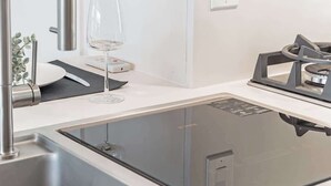 Private kitchen - Cozy studio in quiet area - Yard (Austin)