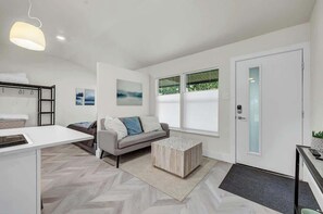 1 soverom, strykejern/-brett, wi-fi og sengetøy