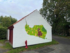 المنشأة من الخارج