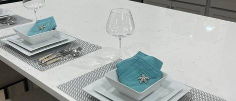 Mikrowelle, Ofen, Herdplatte, Geschirrspüler