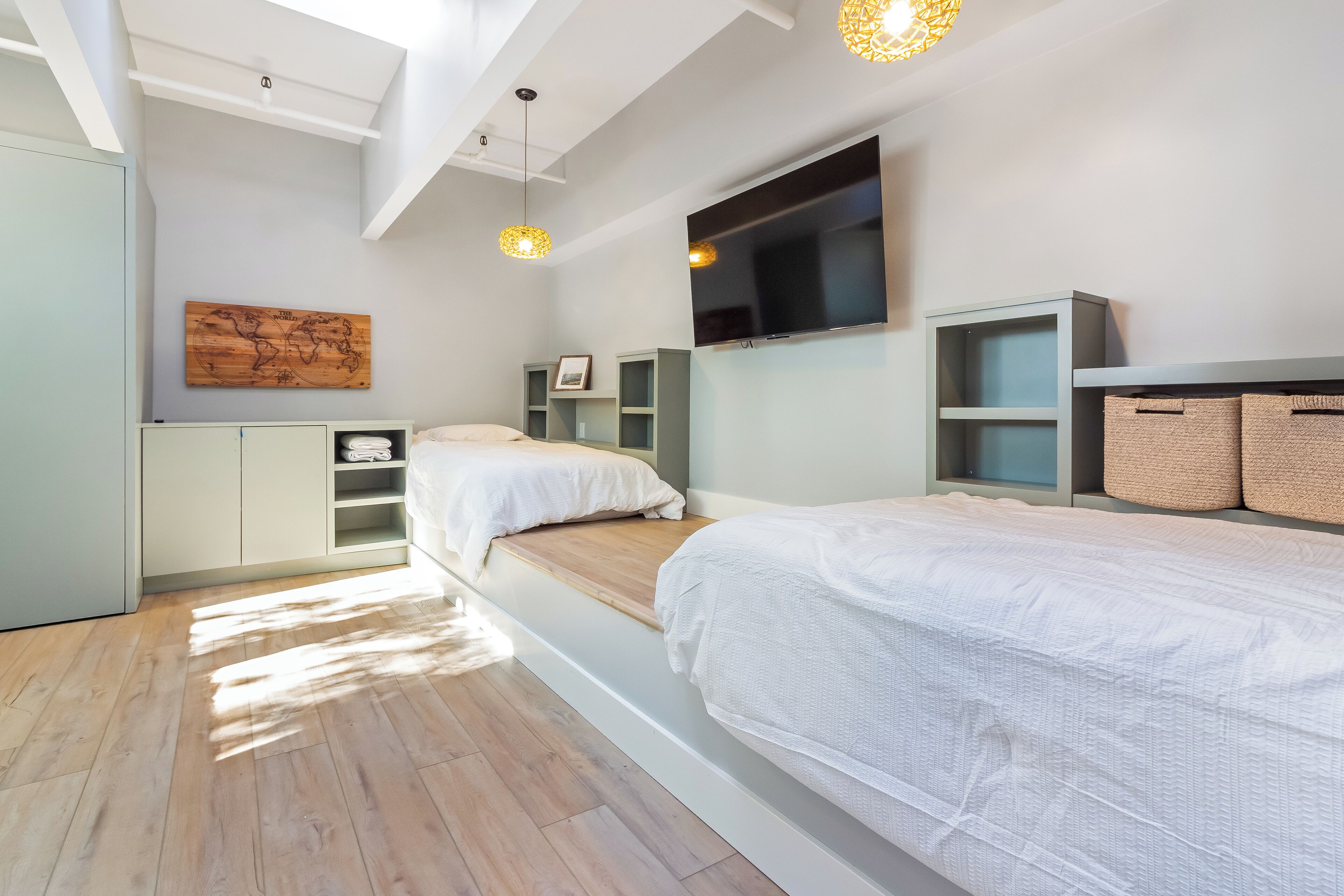 2 bedrooms, iron/ironing board, free WiFi, bed sheets