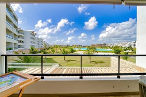 Condo, 3 Bedrooms | Balcony - Peace on The Beach in Punta Cana (Punta Cana)