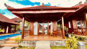 Standard Double or Twin Room, Balcony, Garden View | Exterior