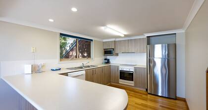 Angourie BAY VILLA - Unit 1