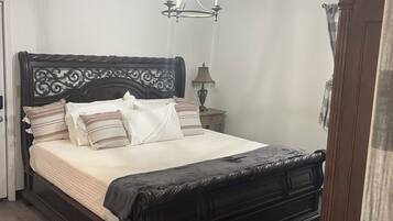 1 Schlafzimmer, Bügeleisen/Bügelbrett, WLAN, Bettwäsche