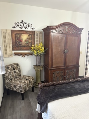 1 bedroom, iron/ironing board, WiFi, bed sheets