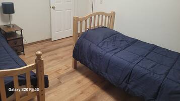 2 bedrooms, free WiFi, bed sheets