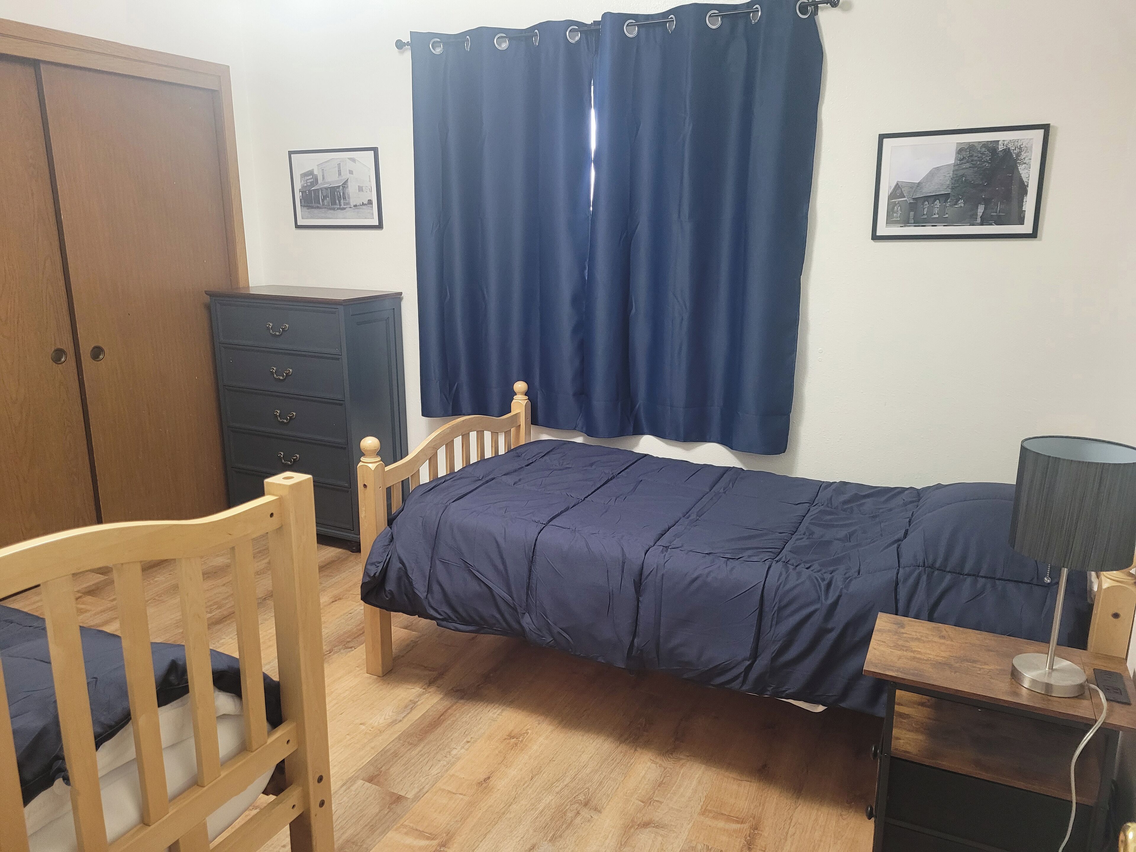 2 habitaciones, wifi gratis y ropa de cama 