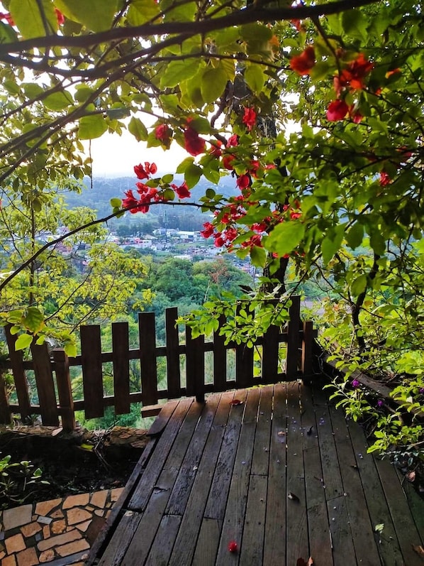 Deluxe-sviitti, vuoristonäköala | Ilmainen Wi-Fi, vuodevaatteet