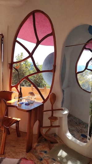 Kahden hengen standard-huone, parveke | Kylpyhuone | Hiustenkuivaaja, pyyhkeet