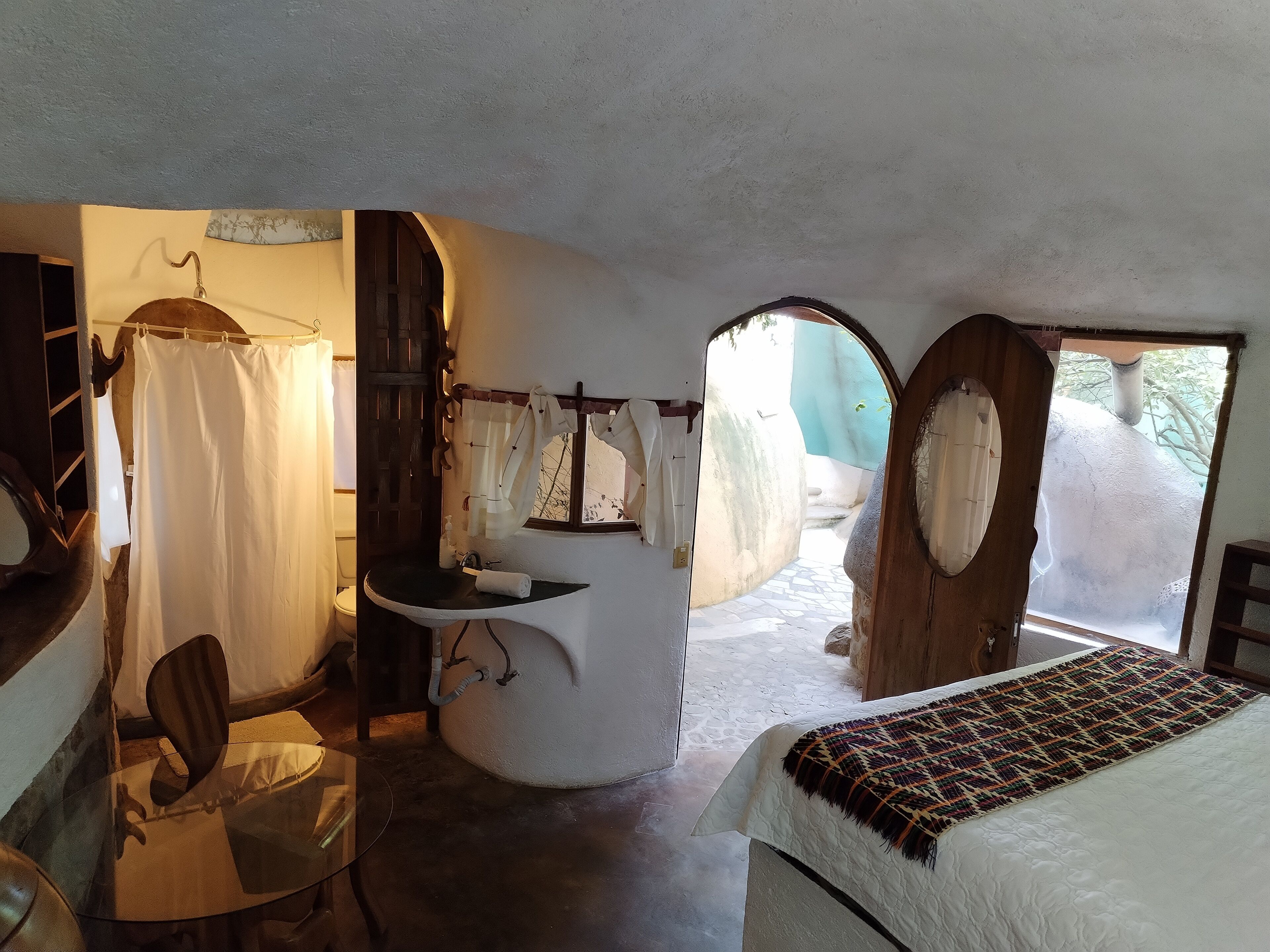 Basic Room | Free WiFi, bed sheets