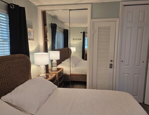 1 soverom, strykejern/-brett, wi-fi og sengetøy