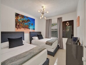 9 soverom, strykejern/-brett, wi-fi og sengetøy