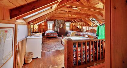 Quiet Oceanfront Cottage with Dock