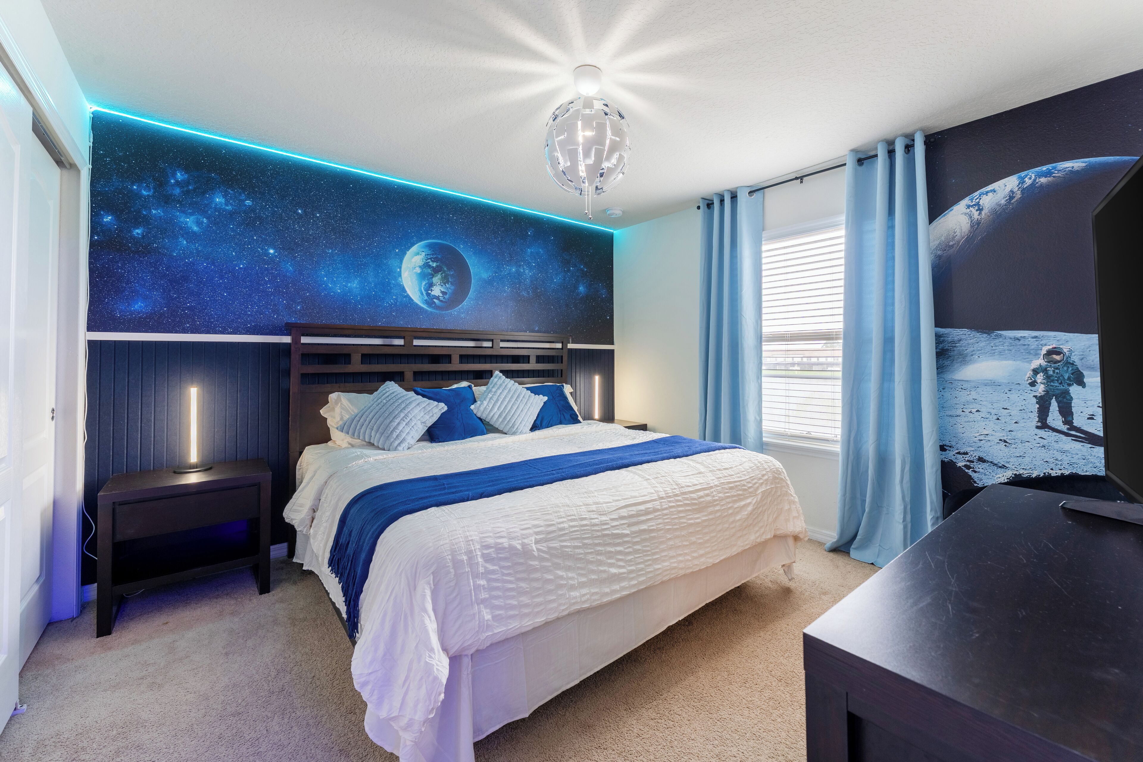 8 Schlafzimmer, Bügeleisen/Bügelbrett, kostenloses WLAN, Bettwäsche