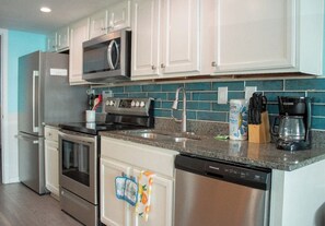 Microwave, stovetop, dishwasher, coffee/tea maker - Myrtle Beach Quiet Coastal Getaway | Great Ocean & Coast Views (Myrtle Beach)