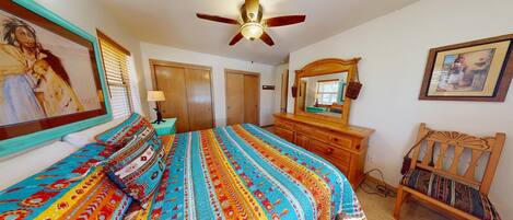 3 bedrooms, desk, iron/ironing board, free WiFi