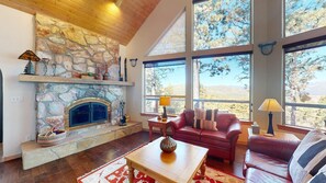 Smart TV, fireplace, DVD player