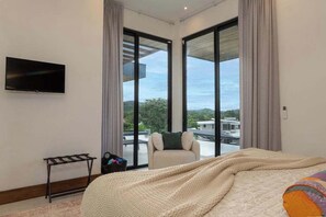 4 quartos, ferros/tábuas de passar roupa, berço de viagem, Wi-Fi