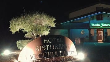 Façade de lâhĂ©bergement