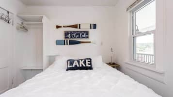 WiFi, bed sheets