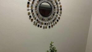 Dining - Unit B Cozy 1 bedroom 1 bath Studio. (Tampa)