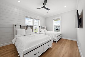 5 dormitorios, tabla de planchar con plancha, wifi y ropa de cama